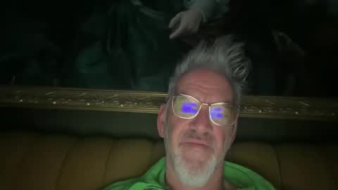 Snapshot of jewlronny chatting on 02.12.25 jewlronny online show from 02.12.25