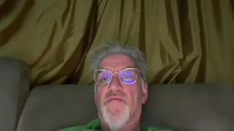 Snapshot of jewlronny chatting on 02.23.25 jewlronny online show from 02.23.25