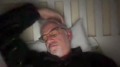 Snapshot of jewlronny chatting on 02.27.25 jewlronny online show from 02.27.25