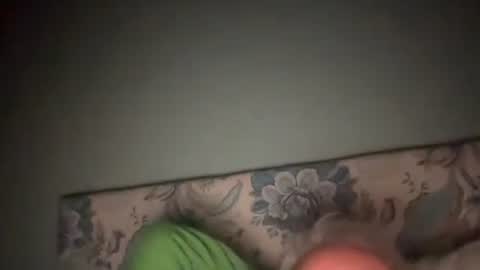 Snapshot of jewlronny chatting on 09.24.25 jewlronny online show from 09.24.25