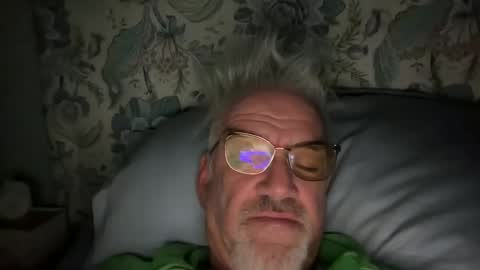 Snapshot of jewlronny chatting on 02.02.26 jewlronny online show from 02.02.26