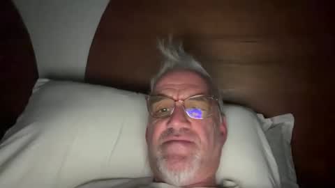 Snapshot of jewlronny chatting on 02.23.26 jewlronny online show from 02.23.26