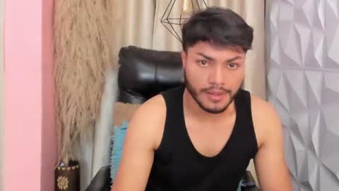 Snapshot of jey_mitchell chatting on 06.18.26 jey_mitchell online show from 06.18.26