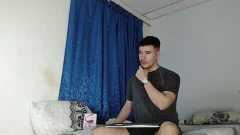 Juan David online show from 01.24.25