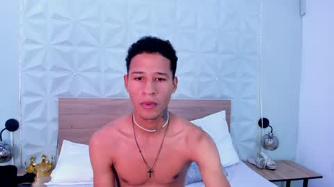 Snapshot of jeyko_lars chatting on 06.26.26 J E I K online show from 06.26.26