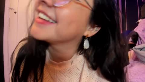 Snapshot of jeylee_ chatting on 03.05.25 Jeyy online show from 03.05.25