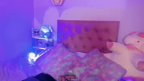 Snapshot of jeylee_ chatting on 09.10.25 Jeyy online show from 09.10.25