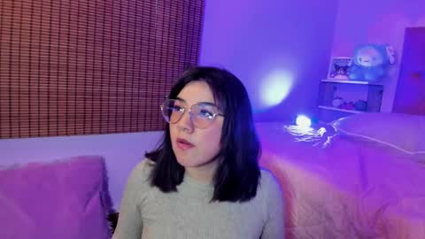 Snapshot of jeylee_ chatting on 09.24.25 Jeyy online show from 09.24.25