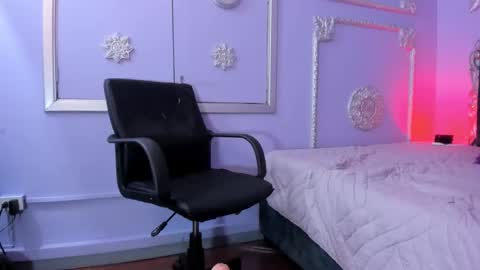 Snapshot of jeylee_ chatting on 11.26.25 Jeyy online show from 11.26.25