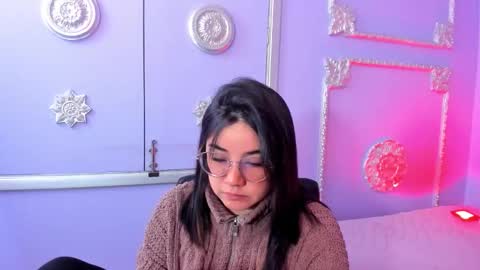 Snapshot of jeylee_ chatting on 12.02.25 Jeyy online show from 12.02.25