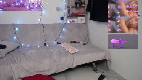 Snapshot of jezabel_purple chatting on 02.27.25 Camila online show from 02.27.25