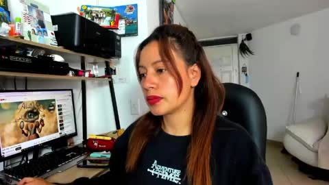 Snapshot of jezabel_purple chatting on 06.05.26 Camila online show from 06.05.26