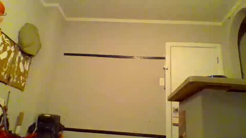 Snapshot of jezone200 chatting on 10.13.25 J One 55 online show from 10.13.25