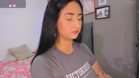 jhackelin  My independent account online show from 03.11.25