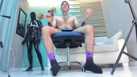 Jharol  online show from 12.18.25