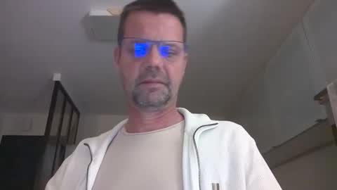 Snapshot of jhmec44000 chatting on 05.31.26 jhmec44000 online show from 05.31.26