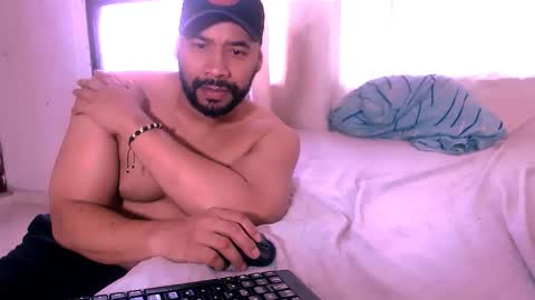 En moreno online show from 11.27.25