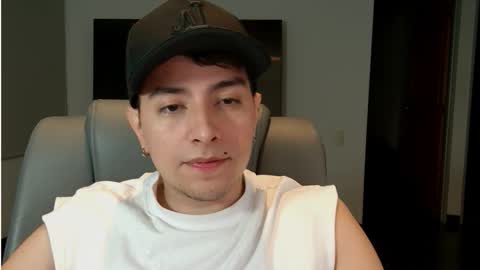 Jhoan Saenz online show from 10.07.25