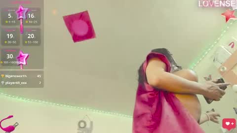 Snapshot of jhoanatrans22 chatting on 04.08.26 jhoanatrans22 online show from 04.08.26