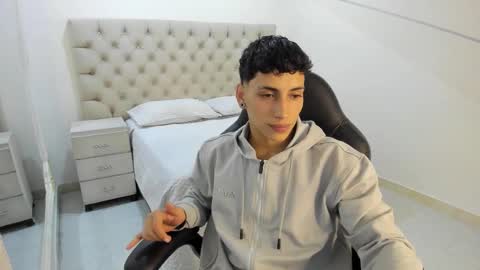 jhoanleandro online show from 11.15.25