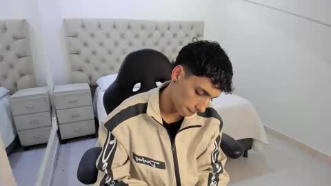 jhoanleandro online show from 01.07.26