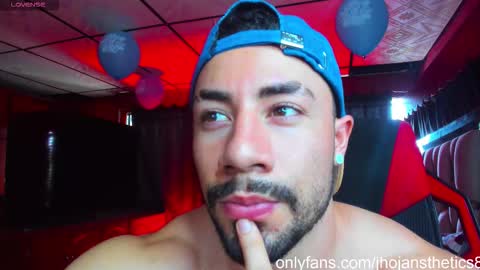 Jhojan Strong  online show from 10.05.25