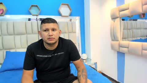 jhon_and_catalina online show from 10.23.25