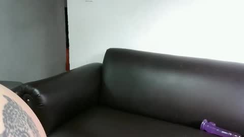 jhonanjessy online show from 04.21.26