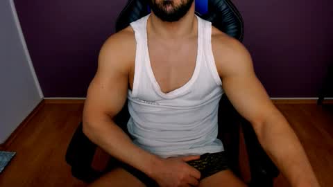 Snapshot of jhonnyboy007 chatting on 01.12.25 Black Diamond online show from 01.12.25