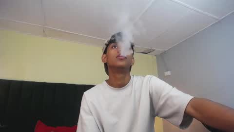 Snapshot of jhos_padill chatting on 09.11.25 jhos online show from 09.11.25