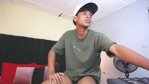 Snapshot of jhos_padill chatting on 09.20.25 jhos online show from 09.20.25