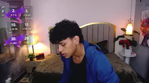 Snapshot of jhos_padill chatting on 12.04.25 jhos online show from 12.04.25