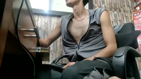 Snapshot of jhosuamoore chatting on 07.18.26 Jhosuamoore online show from 07.18.26