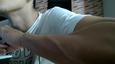 jhosuamoore2 online show from 11.03.25