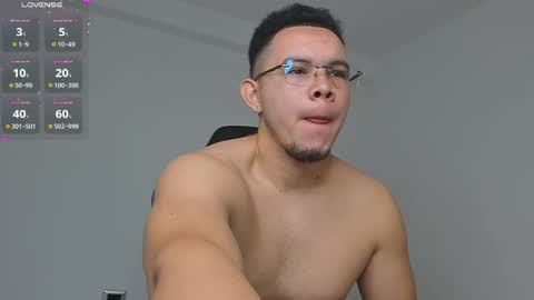 Jhonatan80  online show from 11.14.25