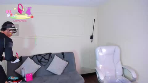 jhoumod_21 online show from 09.17.25