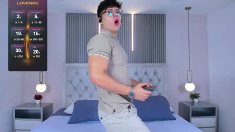 jhoumod_21 online show from 11.29.25