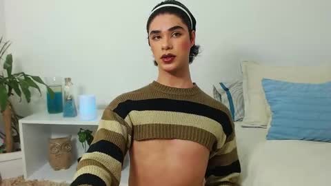 Snapshot of jhuan_cute chatting on 05.29.26 Jhuan Nhez online show from 05.29.26