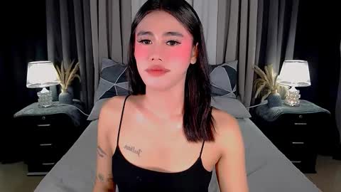 jhuliana_and_charles_room online show from 09.25.25