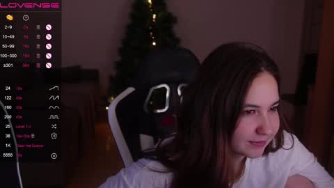 jia_lisaa online show from 12.23.24