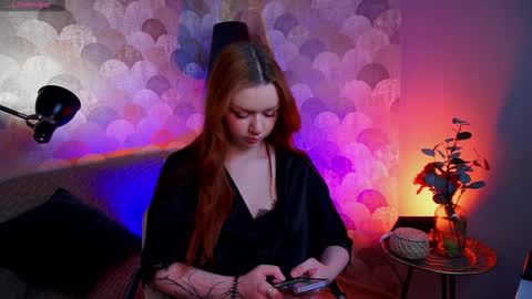 Snapshot of jiaalisaa chatting on 12.14.24 Lisa I would really appreciate it if you could help me achieve 88 thumbs up favorite patterns 38457588 online show from 12.14.24