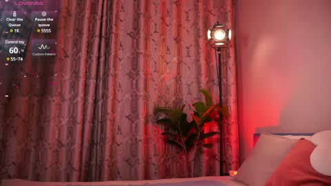 Snapshot of jiaalisaa chatting on 12.15.24 Lisa I would really appreciate it if you could help me achieve 88 thumbs up favorite patterns 38457588 online show from 12.15.24