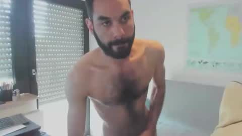 Snapshot of jimbob5005 chatting on 10.10.25 jimbob5005 online show from 10.10.25