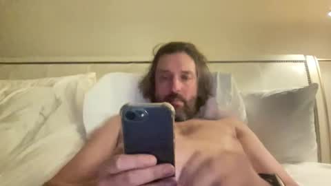 Snapshot of jimboo400 chatting on 11.01.25 jimboo400 online show from 11.01.25