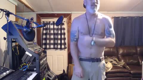 Snapshot of jimdachin420 chatting on 12.16.24 jimmy mac online show from 12.16.24