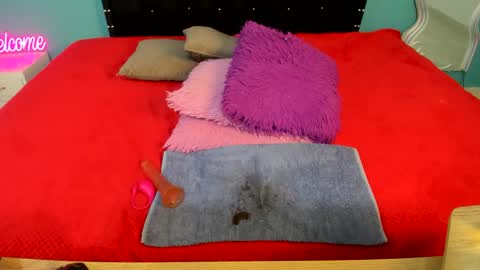 jimena_hot50 online show from 12.18.24