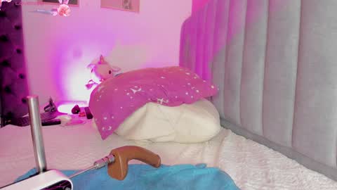 Snapshot of jimerestrep chatting on 02.08.25 Jime online show from 02.08.25