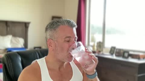 Snapshot of jimmyaaron chatting on 12.31.24 Dad of Three online show from 12.31.24