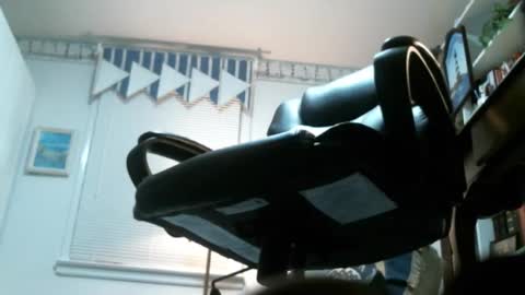 jimwellhung online show from 01.11.26