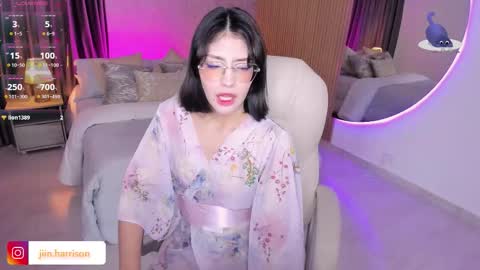 Snapshot of jin_harrison chatting on 10.23.25 Jin Harrison online show from 10.23.25